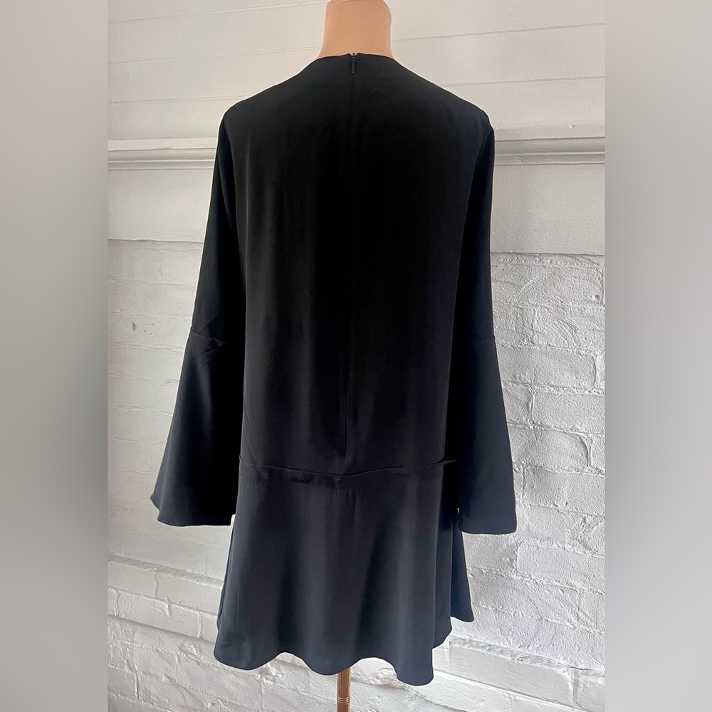 Tibi Silk Drop Waist Mini Dress Black Long Sleeve Shift Size 4 Natural Fiber LBD - Picture 9 of 16
